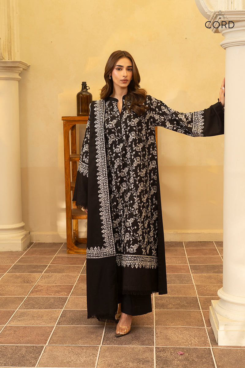 BLACK AMBER SHAWL