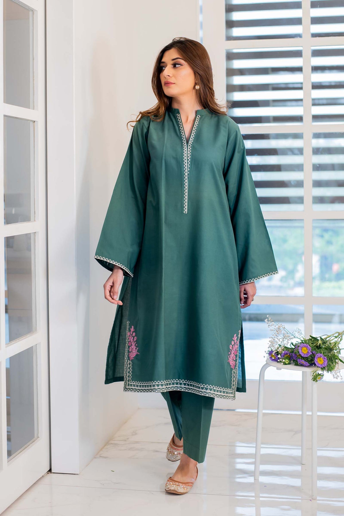 Embroidered 2-Pc Suit